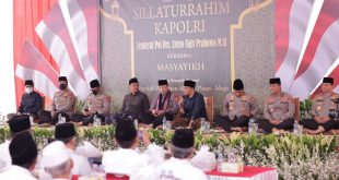 Kapolri Silaturahmi dengan Masyayikh dan Sesepuh Ponpes Al Falah Ploso Kediri