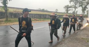 Jalan Kaki Dari Tanah Bumbu, Empat Warga Persaudaraan Setia Hati Terate Sampai di Kota Madiun