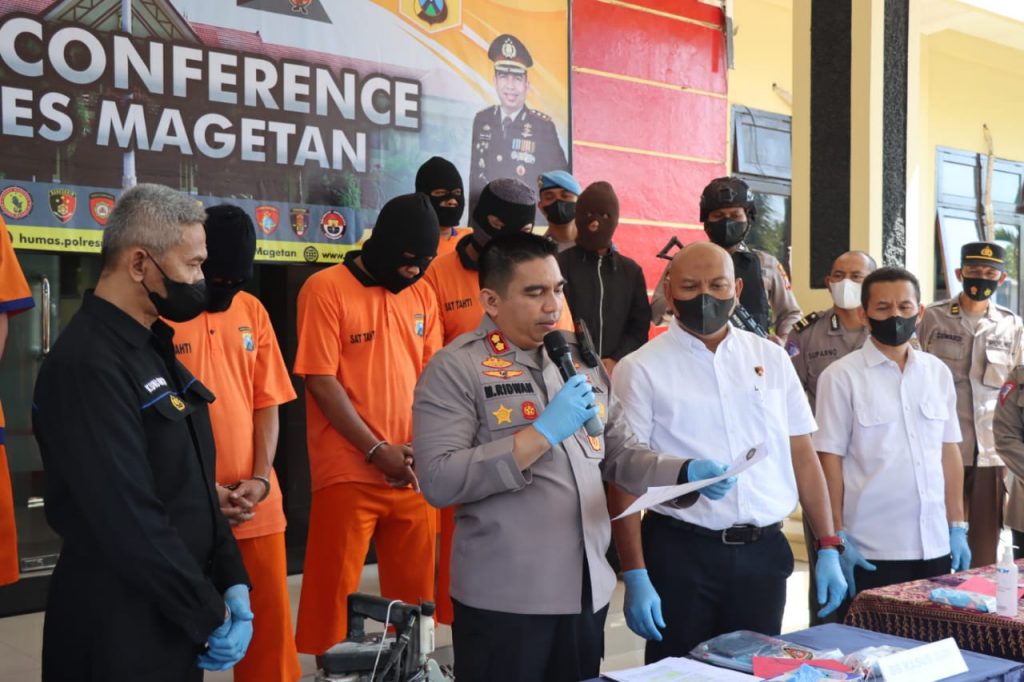 Ungkap Peredaran Pupuk Palsu, Polres Magetan Amankan Tiga Tersangka