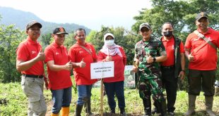 Kodim Ponorogo Bersama Unsur Terkait Tanam 4.448 Bibit Pohon Pinus