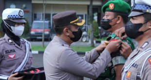 Jelang Nataru, Kapolres Sampang Pimpin Apel Gelar Pasukan Operasi Lilin Semeru 2022