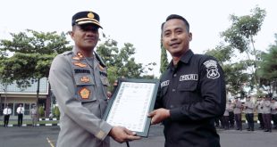 Kapolres Sampang Berikan Reward Anggota Yang Berhasil Tangkap Tahanan Rutan Kabur