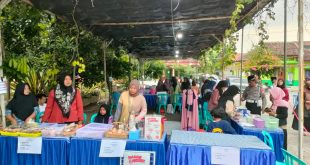 Bangkitkan Ekonomi, Karang Taruna Kecamatan Maospati Gelar Bazar Ramadhan