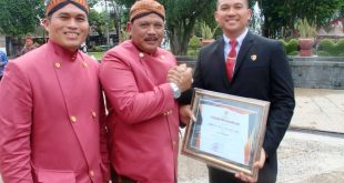 Peringatan Hari Jadi Kabupaten Nganjuk ke-1086, Bupati Berikan Anugerah Penghargaan Kepada Satreskrim Polres Nganjuk