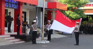 Peringati HUT RI Ke-78 Polres Ponorogo Melaksanakan Upacara Bendera