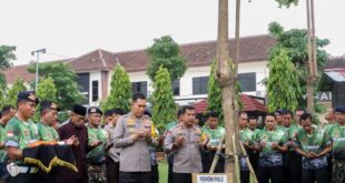 Personel Eks Brimob Nusantara Polres Jombang Gelar Bakti Sosial