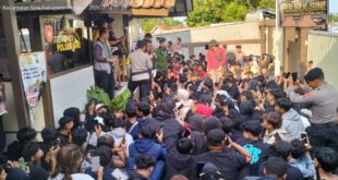 Ratusan Pelaku Perusakan dan Pembakaran R-2 Diamankan Polisi