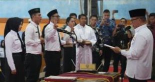 PJ Bupati OKU Lantik Ribuan Tenaga PPPK di Gedung Olah Raga (GOR) Kota Baturaja