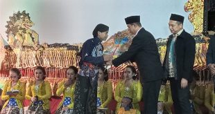 Kades Ngadisanan : Pagelaran Wayang Kulit Ini Sebagai Tontonan Sekaligus Tuntunan Bagi Warga