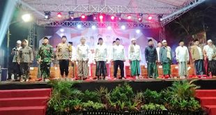 Pemkab Sampang Gelar Sholawat Akbar Guna Terciptanya Pilkada Damai