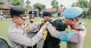 Kapolres Jombang Pimpin Apel Pergeseran Personel ke TPS