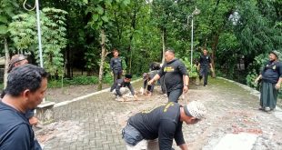 PWI Laskar Sabilillah Ngawi Bongkar Makam Wali Lima yang Diduga Palsu