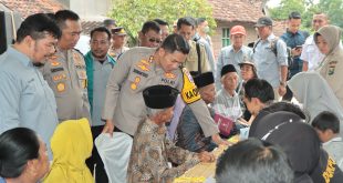 Polres Nganjuk dan PWI Gelar Bakti Sosial di Balongrejo Peringati HPN 2025