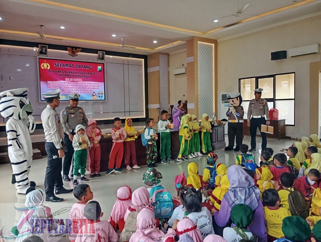 Kenalkan Profesi Polisi Sejak Dini, Polres Nganjuk Terima Kunjungan Edukasi PAUD 10