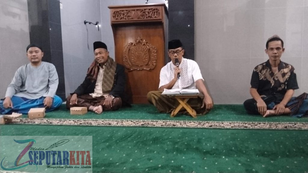 Tingkatkan Binrohtal, Polres Nganjuk Gelar Sholat Tarawih Berjamaah dan Tadarus Al-Qur’an