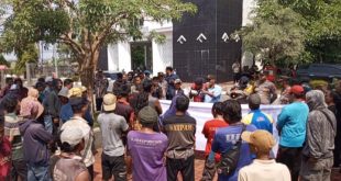 Komunitas Organda dan Pelaku Usaha Pinggir Pantura Unjuk Rasa Tolak Pengalihan Arus Truk Sumbu 2, 3, dan 4