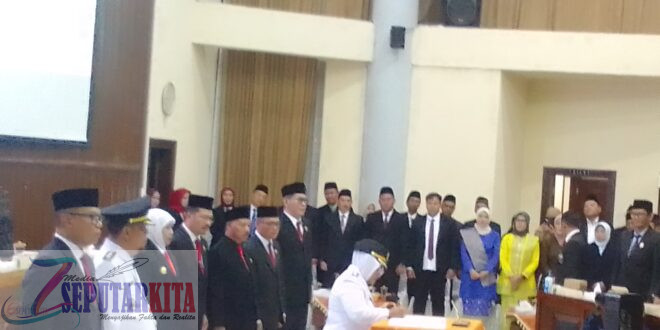 Sertijab,Hj.Nanik Endang Rusminiarti dan Suyatni.Resmi Pimpin Magetan