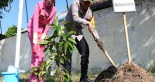 Polres Madiun Kota Galakkan Penghijauan Lewat Program “Polri Lestarikan Negeri”