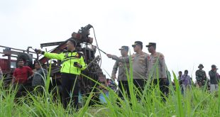 Kapolres Nganjuk Pimpin Evakuasi Langsung Kecelakaan Tunggal di Bagor