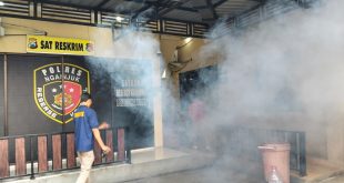 Polres Nganjuk Fogging Disinfektan dan Anti-DBD, Wujudkan Lingkungan Kerja Sehat