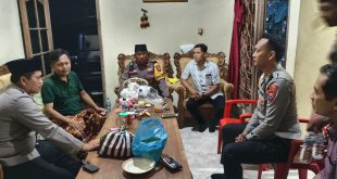 Dukung Proses Pemulihan, Kapolres Nganjuk Jenguk Kasat Binmas di Prambon