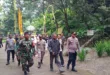 *Polres Probolinggo Kawal Kegiatan Adat Mendak Tirta di Air Terjun Madakaripura Jelang Yadnya Kasada*
