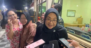 Tri Risma, Sadarestuwati, Rieke Diah Pitaloka Berkunjung di Jombang Ajak Perempuan Berdaya
