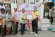 *Jelang HUT Bhayangkara ke-79, Kapolres Jombang Bagikan Bansos Sembako kepada Juru Parkir dan Abang Becak*