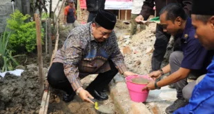 Bupati Jombang Hadiri Peletakan Batu Pertama Rumah Syukur Layak Huni Shiddiqiyah, 136 Unit Telah Dibangun