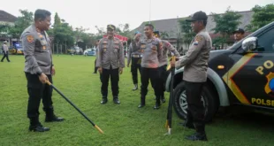 Kesiapan Pengamanan Pengesahan Warga Baru PSHT, Kapolres Jombang Periksa Kendaraan Dinas dan Kelengkapan