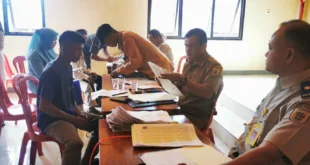 Pemdes Tlagasana Serahkan 500 Sertifikat Tanah kepada Warga Lewat Program PTSL.