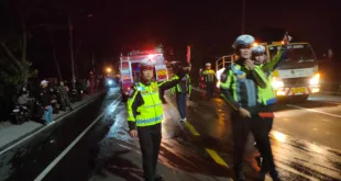 Bus Hantam Pemotor Satu Tewas Di Jalan Raya Nganjuk