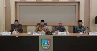 Bupati Jombang Warsubi Dorong Transparansi Desa Dukung Melalui Aplikasi Jaga Desa