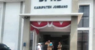 Usulan Copot Kaur Perencanaan Desa Pagerwojo Berlarut, GPM Dampingi Warga Wadul DPRD Jombang