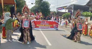 SMP Negeri 3 Rejoso Tampil Memukau di Lomba Karnaval Tingkat Kecamatan