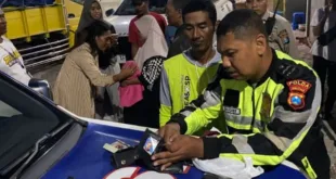 Lengah di Jalan Raya, Dua Pemotor di Nganjuk Terlibat Kecelakaan