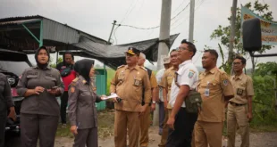 Pemkab Jombang Gelar Operasi Empati, Tertibkan Kabel FO yang Membahayakan Warga