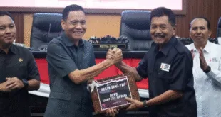 Urunan, DPRD Kabupaten Jombang Bantu PMI Belasan Juta