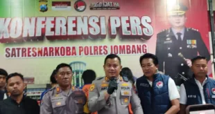Polisi Bongkar Ladang Ganja Modern Berbasis Greenhouse di Mojongapit Jombang