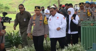Kapolri Ziarah Makam Marsinah, Tinjau Lokasi Pembangunan Museum Nasional di Nganjuk