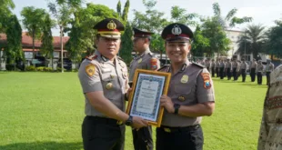 Polres Jombang Berikan Penghargaan kepada Personel Polsek Ngoro dan Masyarakat Berprestasi