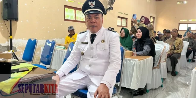 Kades Kendaldoyong Resmi Lantik Kasi Pelayanan Desa