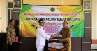 Perkuat Administrasi Desa, Ampelgading Lantik Kaur Tata Usaha dan Umum.