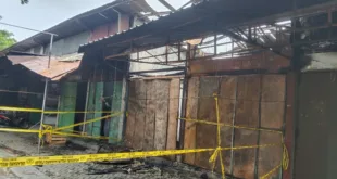 Kebakaran Pasar Burung Joyo Madiun,Empat Kios Hangus, Puluhan Burung Tak Terselamatkan