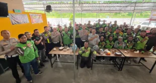 Tingkatkan Keselamatan di Jalan, Satlantas Polres Gresik dan Jasa Raharja Rangkul Driver Ojol