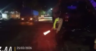 Truk Tronton Seruduk Truk Box di Wilangan, Sopir Alami Luka Memar dan Kerugian Capai Rp50 Juta